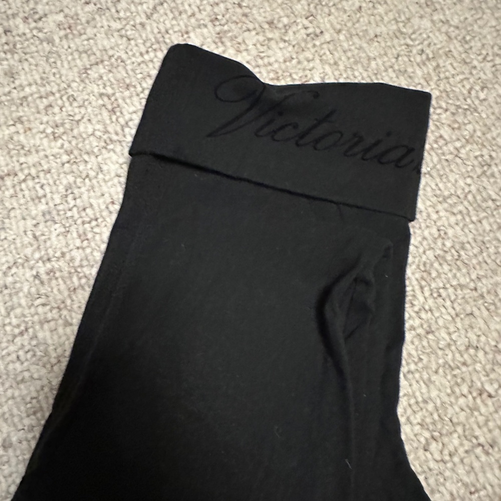 Victoria’s Secret 🩷Leggings Bundle – Black Foldover + Black/White Ruched W - Picture 5 of 7